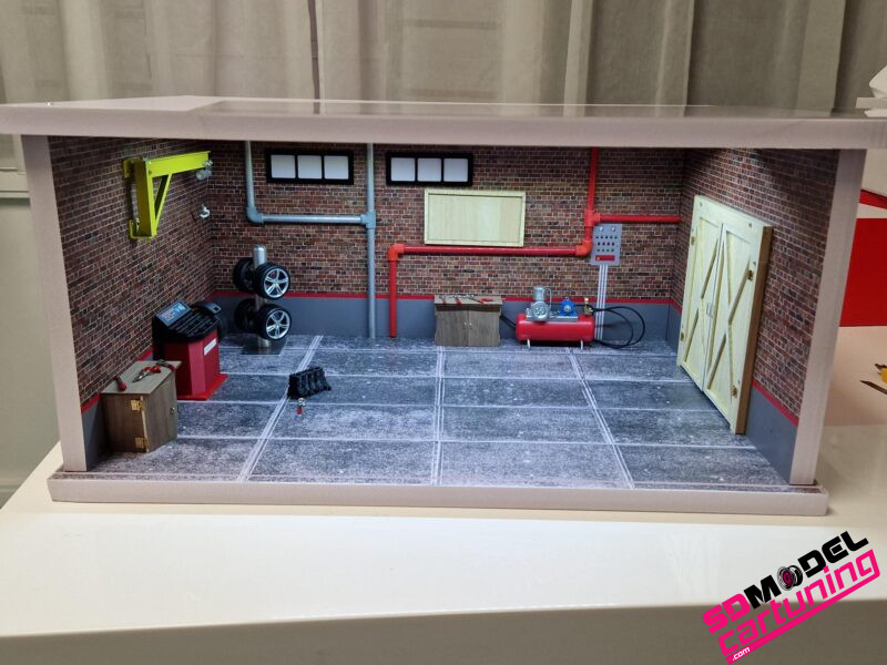 1:18 Schaal Garage diorama - immagine 13