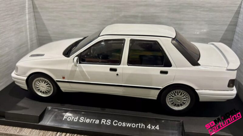 1:18 Ford Sierra Cosworth 4x4 - 1990 - Wit – Image 4