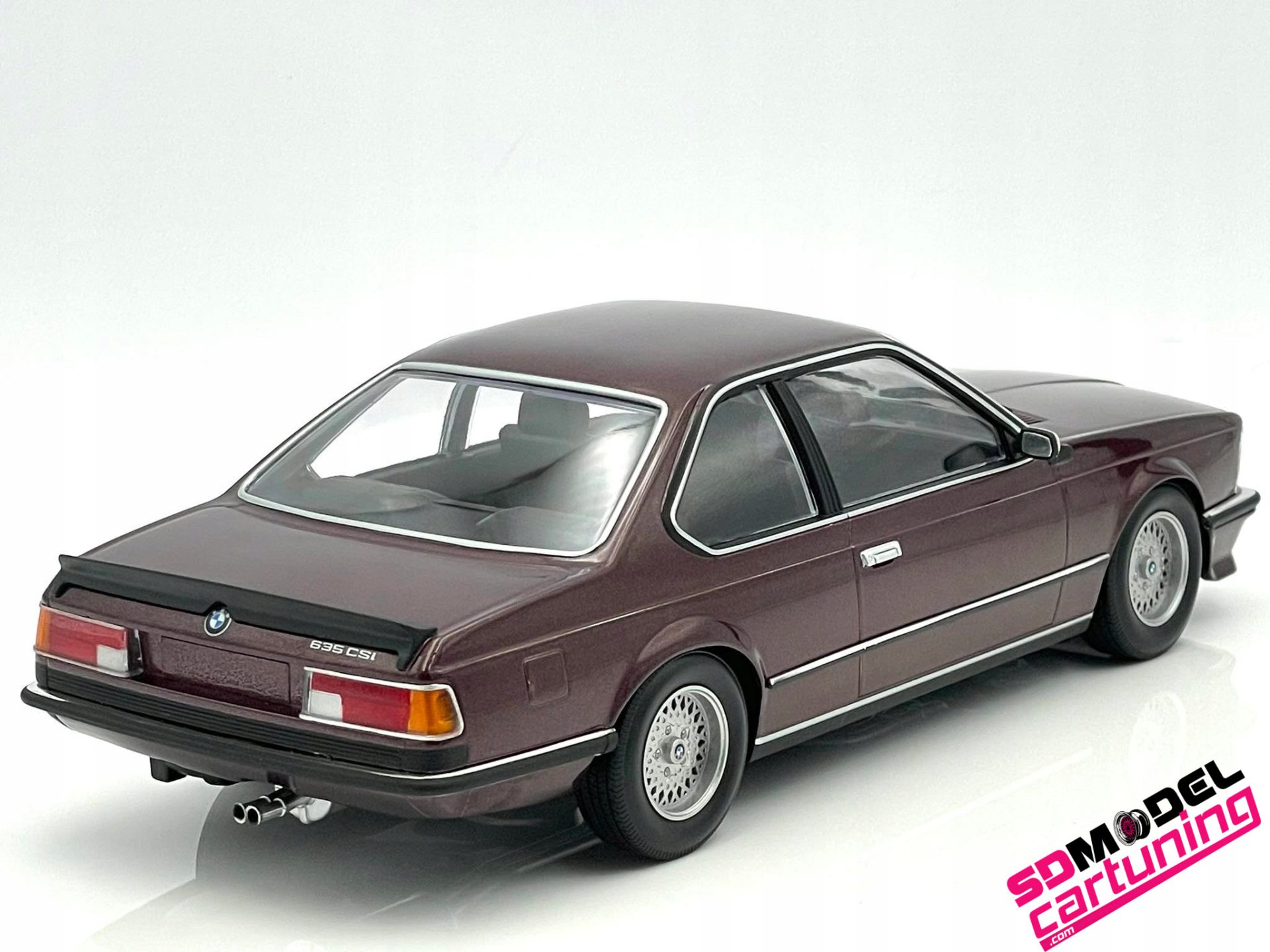 1:18 BMW 635 CSI - 1982 - Rouge foncé - SDmodelcartuning.com