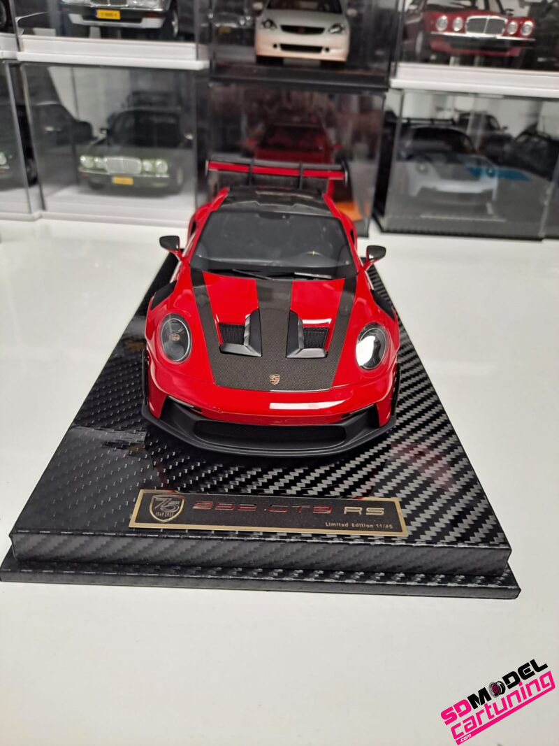 1:18 Porsche 911 GT3 RS - Rood – Bild 2