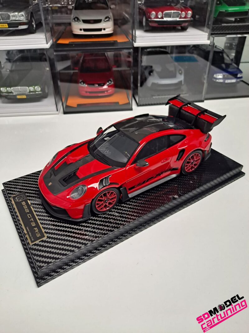 1:18 Porsche 911 GT3 RS - Rood – Bild 3