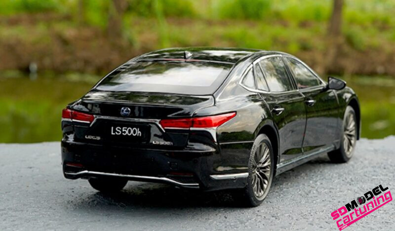 1:18 Lexus LS500H - Zwart - Imagen 6