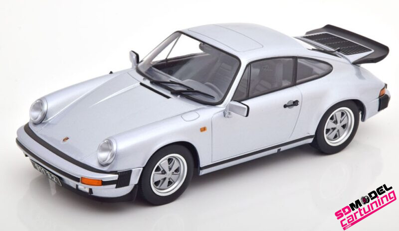 1:18 Porsche 911 Carrera 3.2 Coupé edición 250.000 - 1988 - Gris metalizado