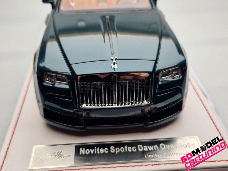 1:18 Rolls Royce Novitec Spofec Dawn Overdose - Groen/Zilver - Inclusief vitrinebox + Luxe grondplaat - Afbeelding 9