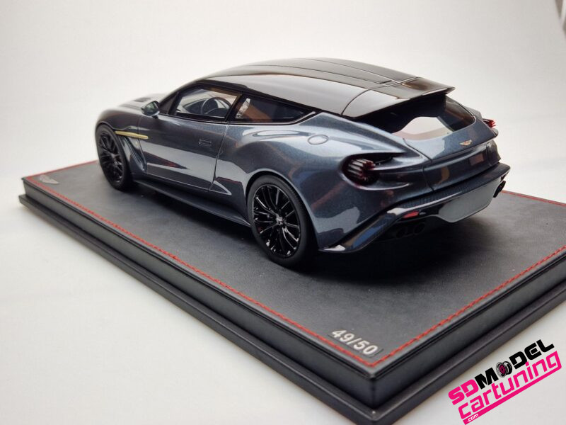 1:18 Aston Martin Zagato Shooting Brake - Predator grey - Afbeelding 4