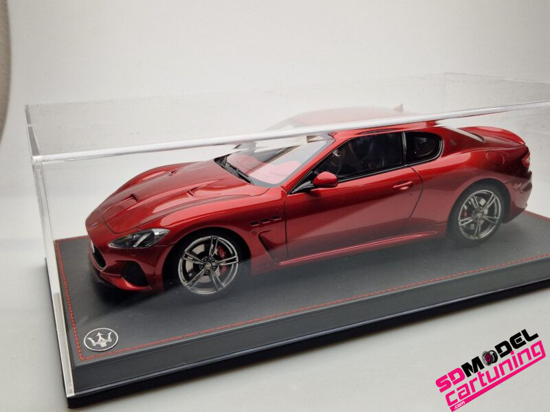 1:18 Maserati Gran Turismo - 2015 - Rosso Magma - Imagen 8