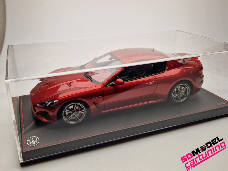 1:18 Maserati Gran Turismo - 2015 - Rosso Magma - Imagen 7