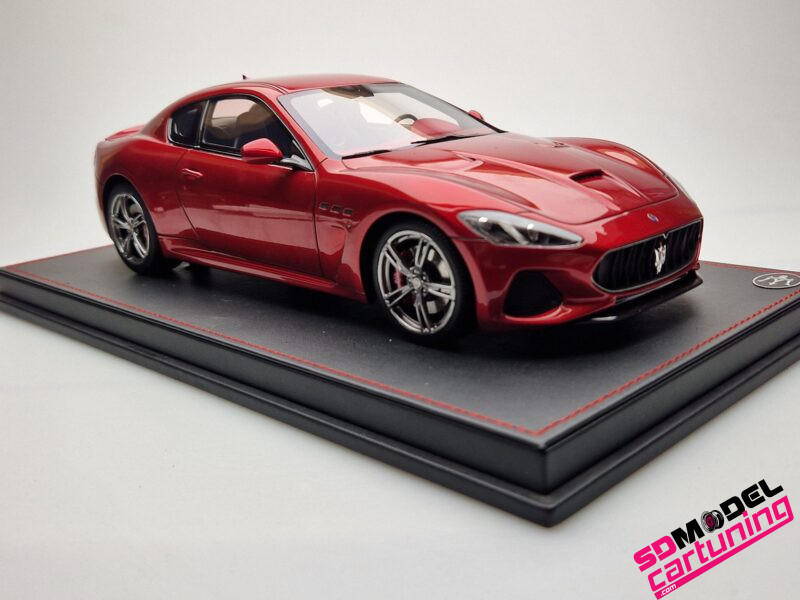 1:18 Maserati Gran Turismo - 2015 - Rosso Magma - Imagen 6