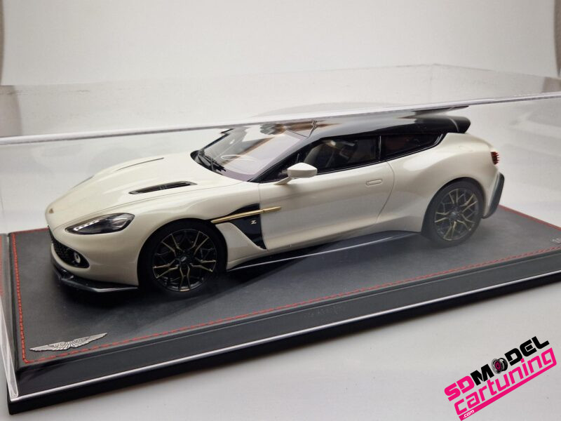 1:18 Aston Martin Zagato Shooting Brake - Escaping white metallic - Imagen 10