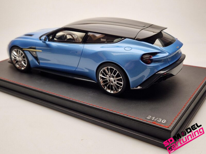 1:18 Aston Martin Zagato Shooting Brake - Blauw metallic - Imagen 3