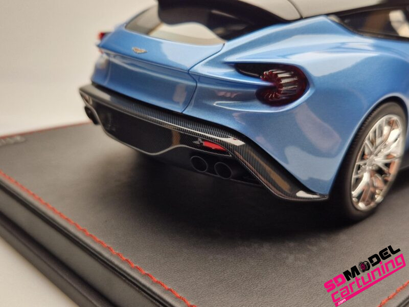 1:18 Aston Martin Zagato Shooting Brake - Blauw metallic - Imagen 5