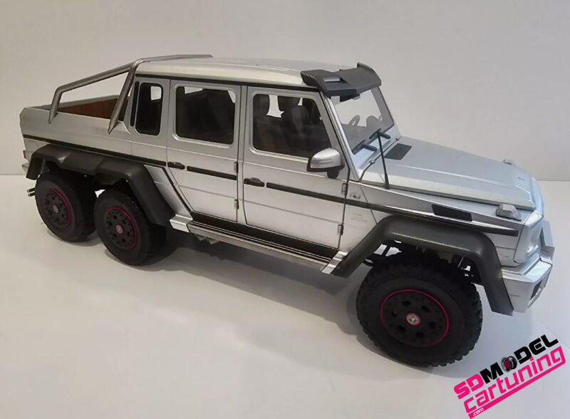 1:18 Mercedes-Benz G63 AMG 6x6 Zilver - immagine 3