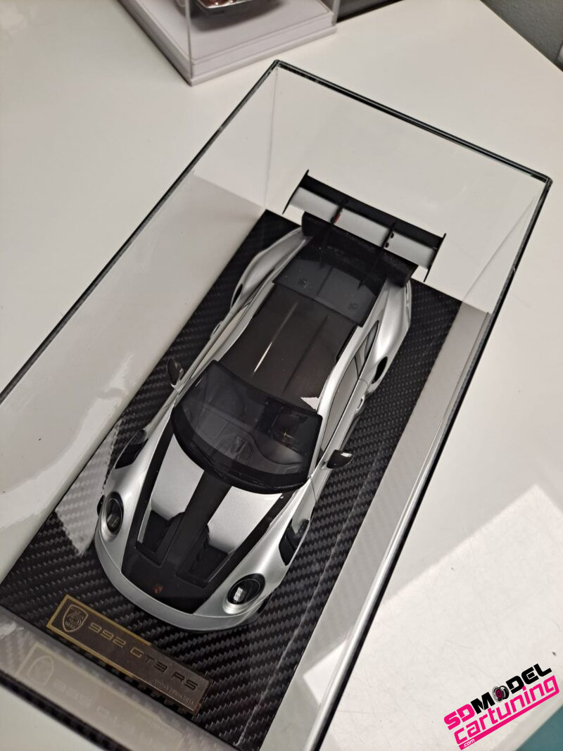 1:18 Porsche 911 GT3 RS - Zilver – Image 4