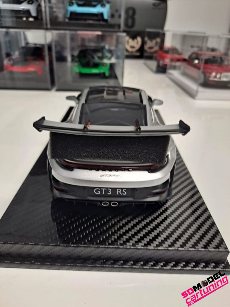 1:18 Porsche 911 GT3 RS - Zilver – Image 6