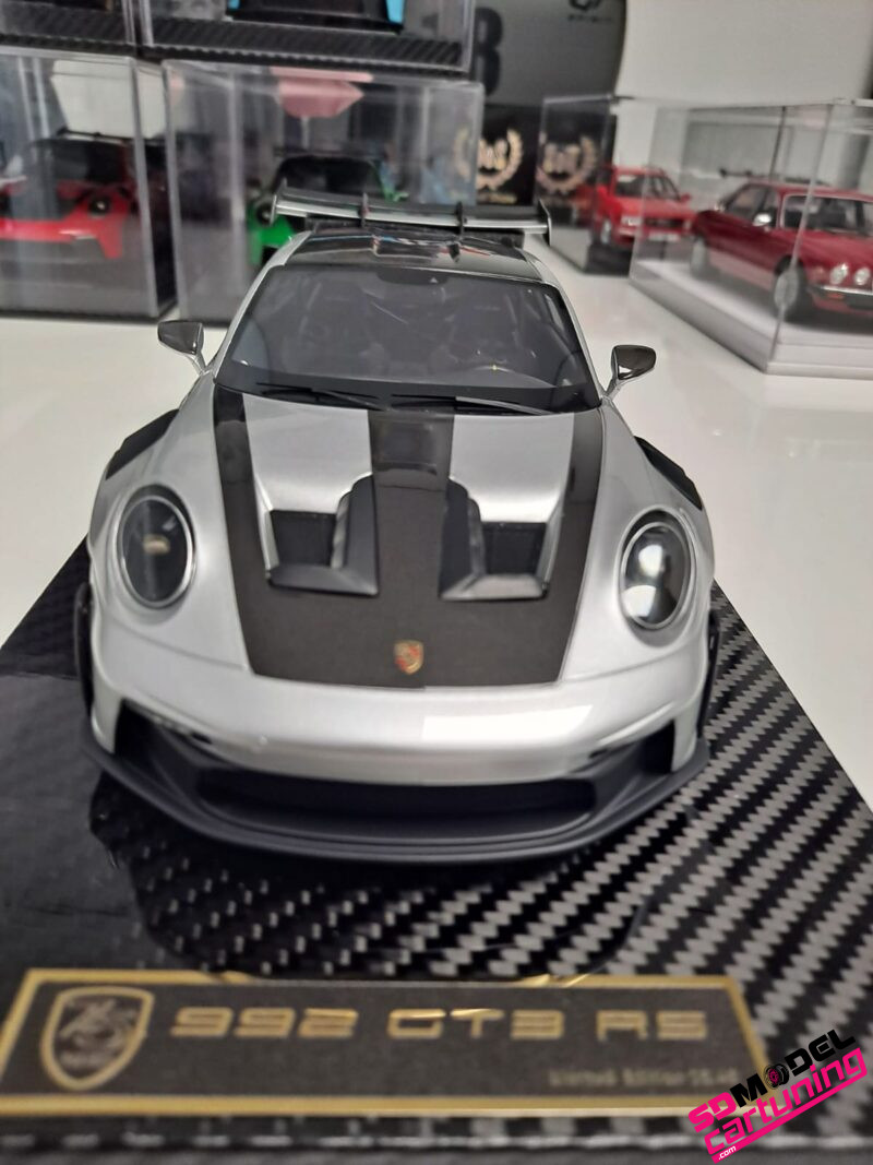 1:18 Porsche 911 GT3 RS - Zilver – Image 7