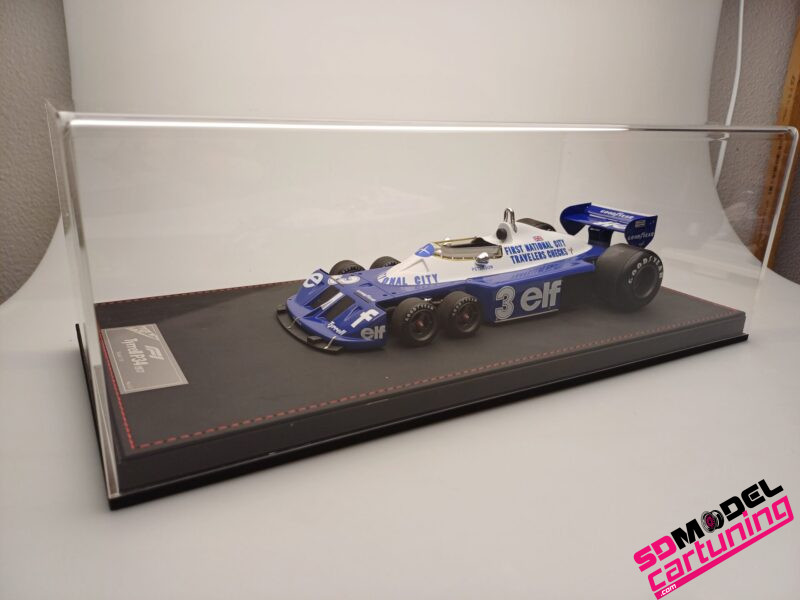 1:18 Ford Tyrell P34 #3 Ronnie Peterson - 1977 - Inclusief Luxe Grondplaat/Vitrinebox - Afbeelding 2