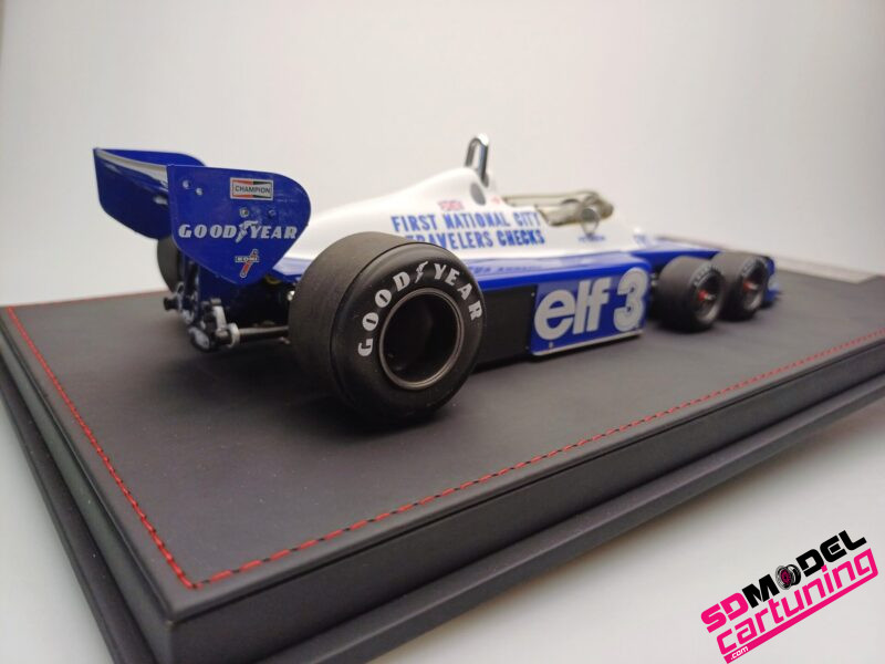 1:18 Ford Tyrell P34 #3 Ronnie Peterson - 1977 - Inclusief Luxe Grondplaat/Vitrinebox - Afbeelding 4